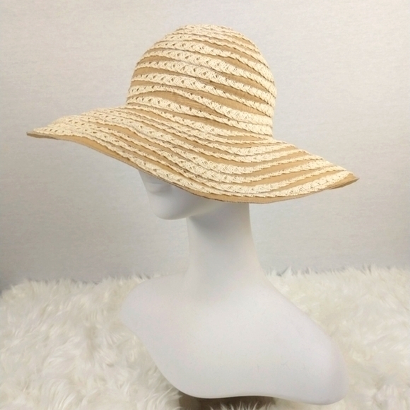 ✔️M&S Floppy Beach hat - Picture 1 of 11